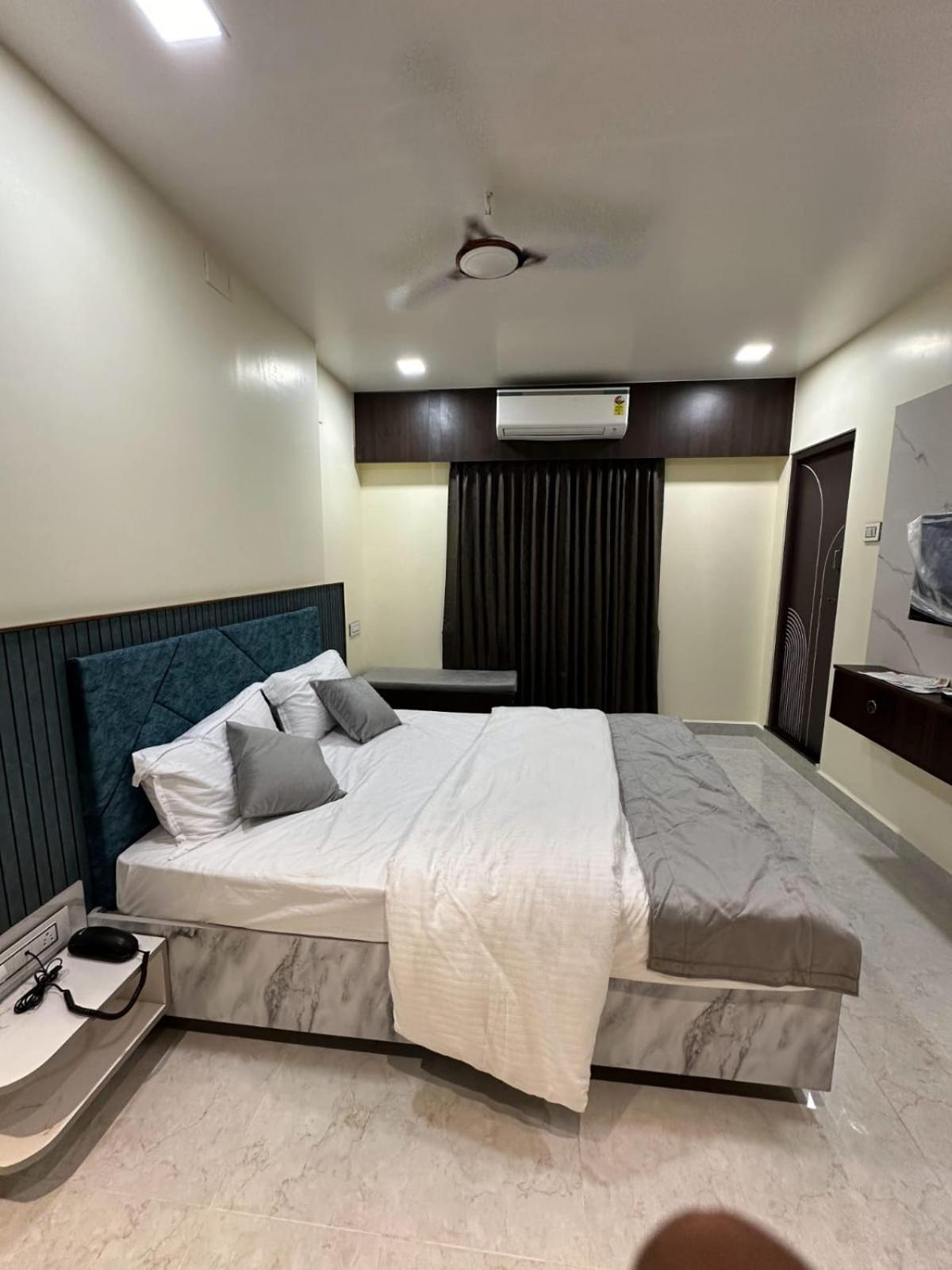 Jai Raja'S Tower Hotel Karaikkudi Exterior photo